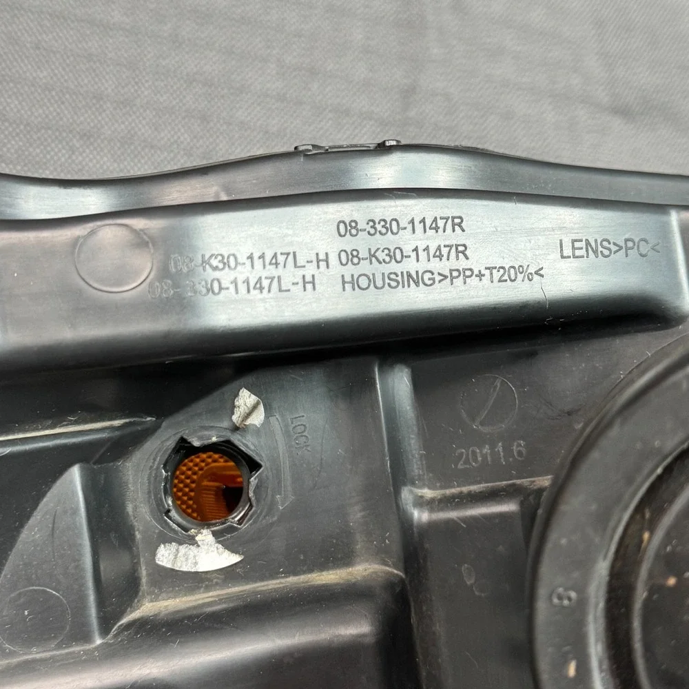 2010-2012 Ford Taurus Halogen Headlight Left (driver Side) OEM, COMPLETE